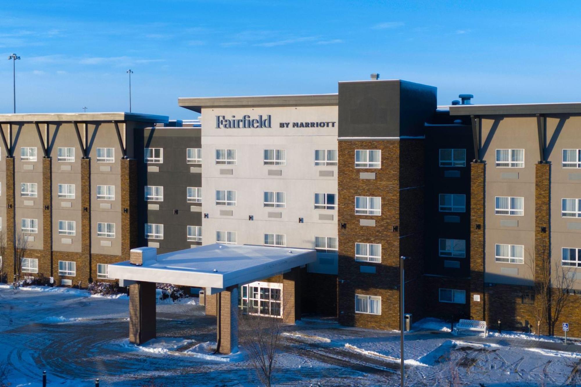 Fairfield Inn & Suites By Marriott Airdrie Exterior photo